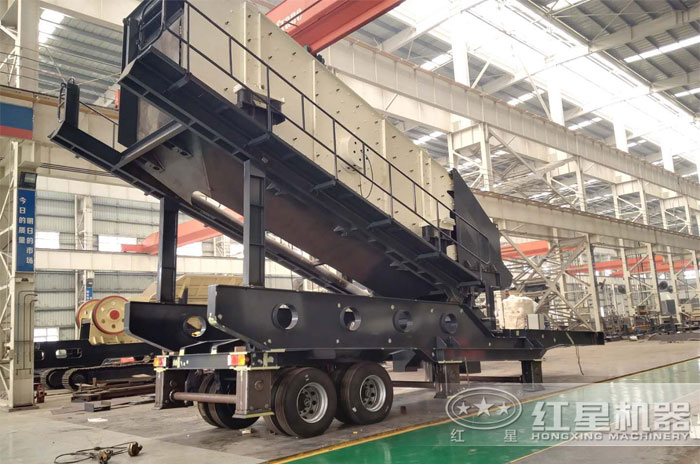 可移動振動篩沙機(jī)，半掛車車頭牽引隨時隨地流動作業(yè)